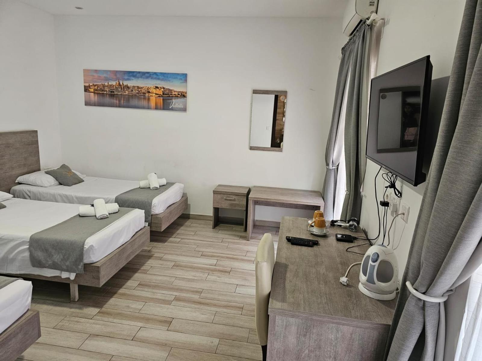 Napoli Suites Studios Aparthotel Saint Julian's Екстериор снимка