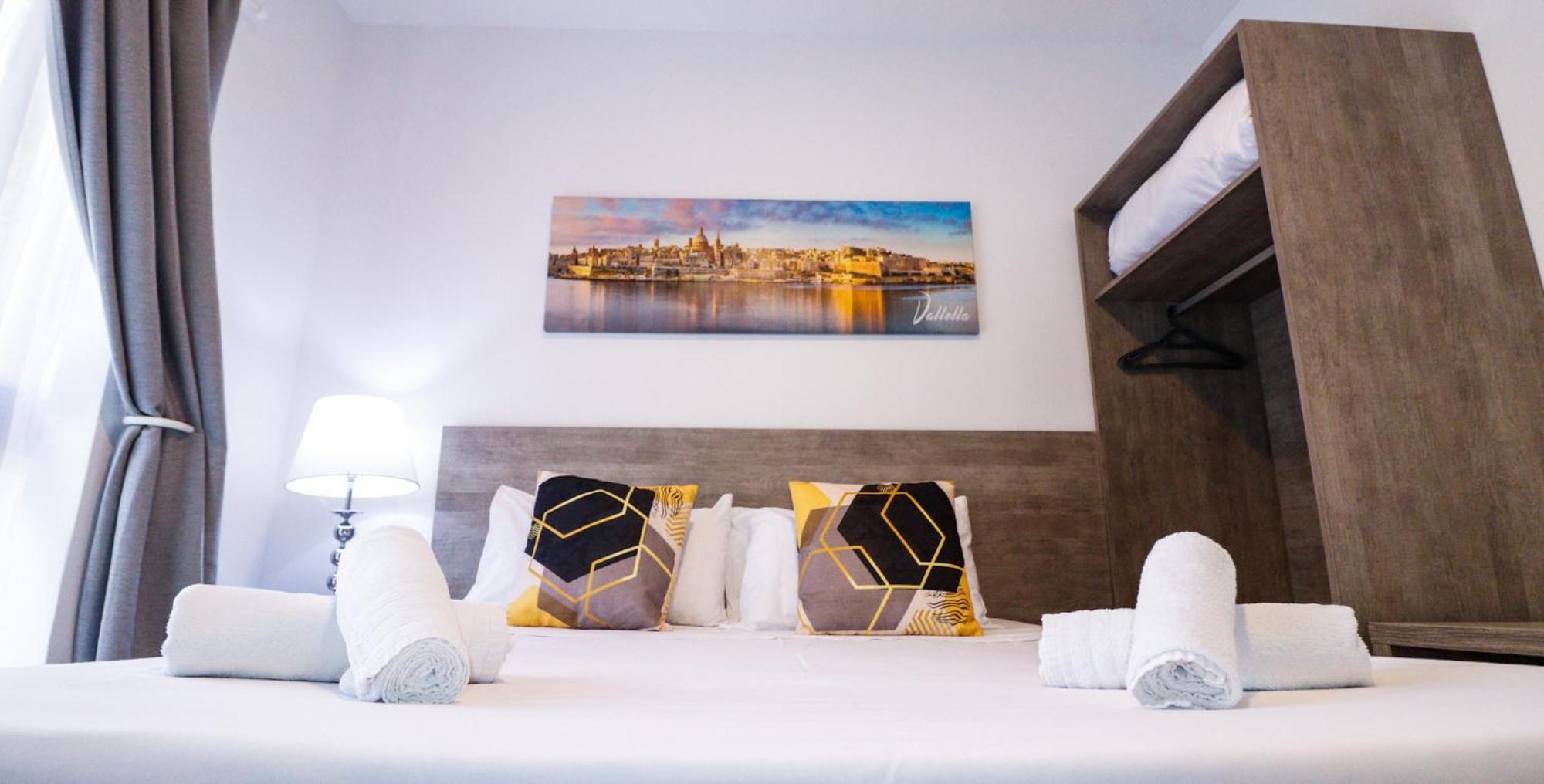 Napoli Suites Studios Aparthotel Saint Julian's Екстериор снимка