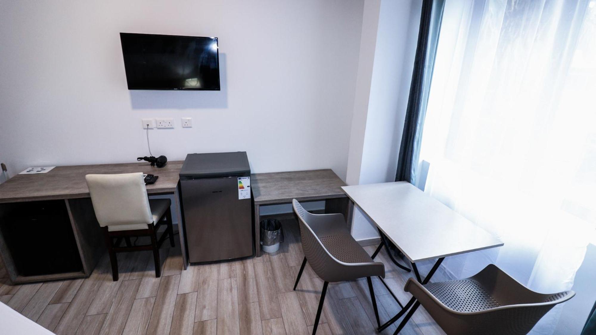 Napoli Suites Studios Aparthotel Saint Julian's Екстериор снимка