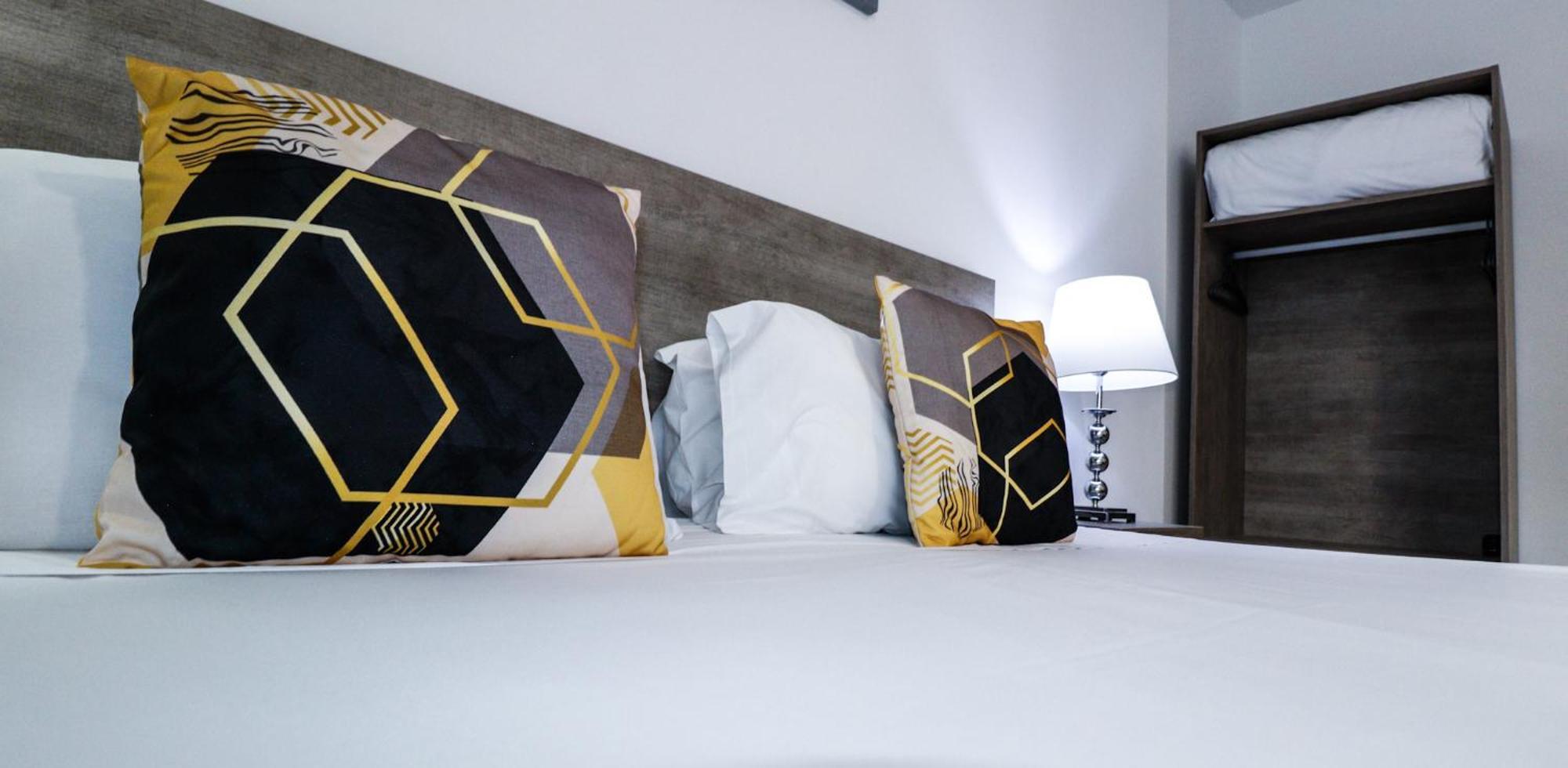 Napoli Suites Studios Aparthotel Saint Julian's Екстериор снимка