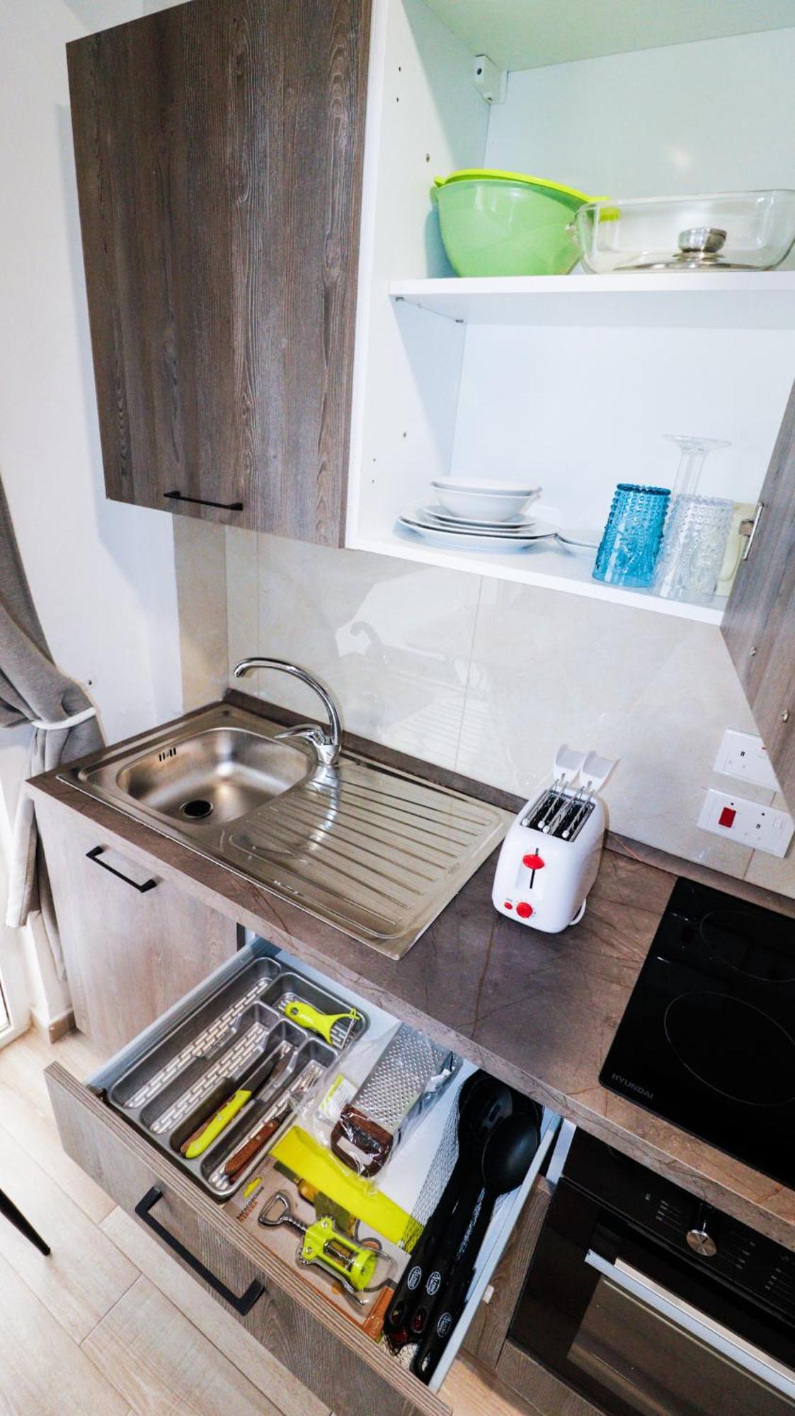 Napoli Suites Studios Aparthotel Saint Julian's Екстериор снимка