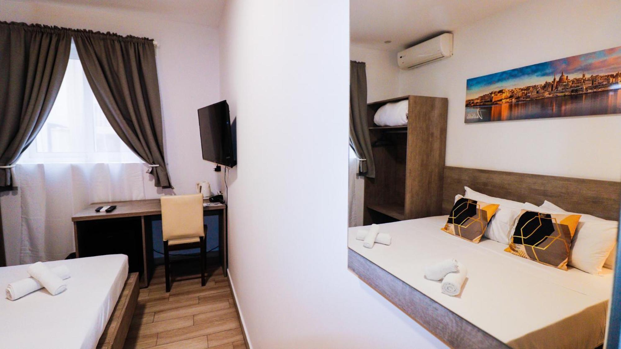 Napoli Suites Studios Aparthotel Saint Julian's Екстериор снимка